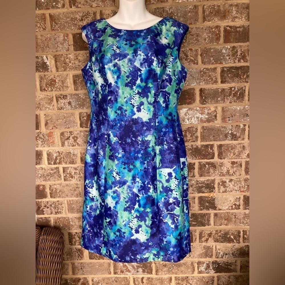 Kay Unger metallic blue and green sheath size 10 cocktail dress Career Business